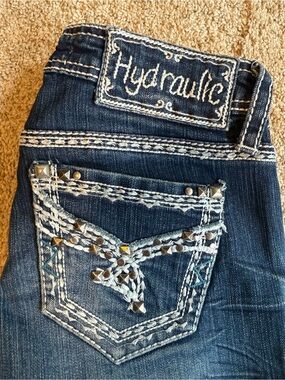 Hydraulic Women's size 4 capris